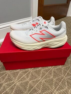 Womens New Balance 1080v14